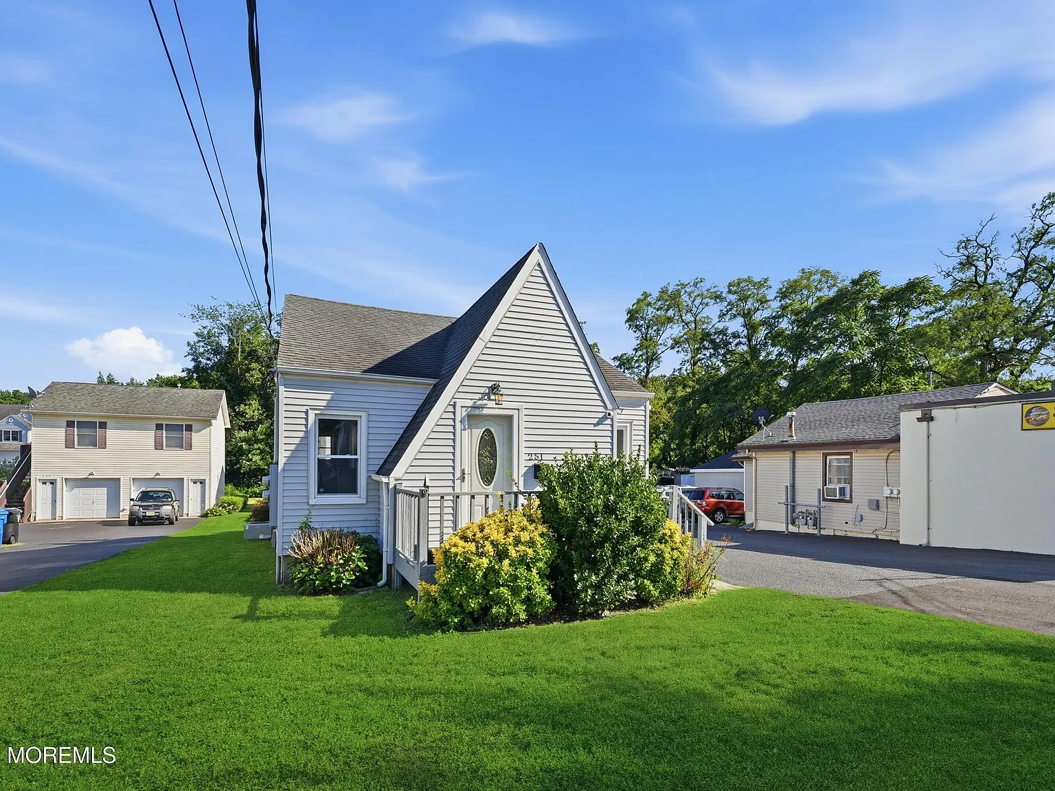 2 bed, $2,725 — Photo 3