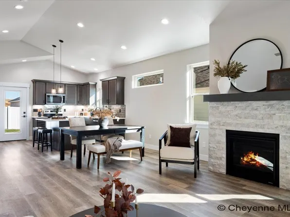 4009 Saddleback Ln, Cheyenne, WY 82001
