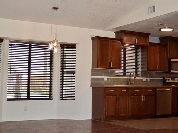 3rd image of 12254 E Del Verde Dr