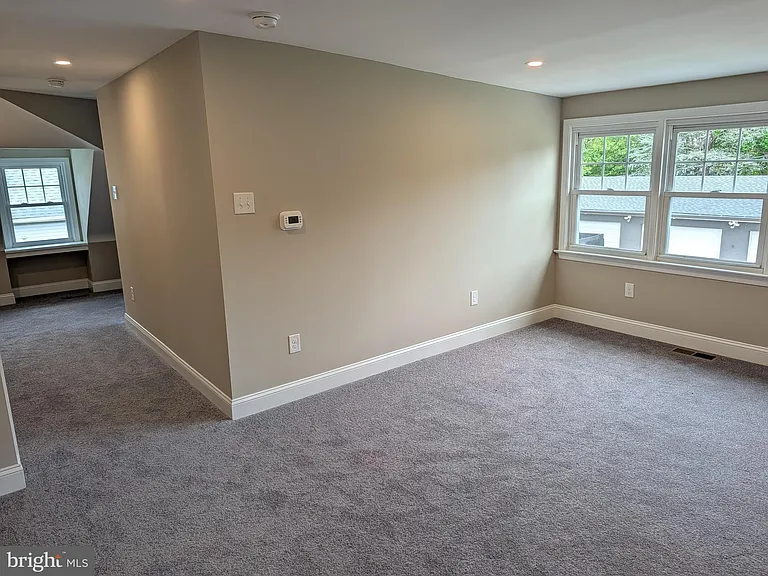 25 Jones Ave #2 — Photo 7