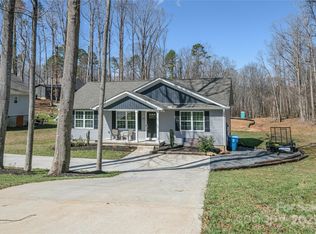 149 Oak Hill Dr, Forest City, NC 28043