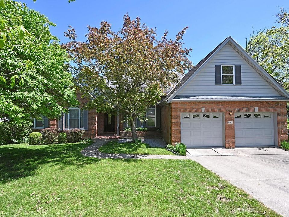 1st image of 21022 Sunnyridge Dr