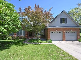 21022 Sunnyridge Dr, Lawrenceburg, IN 47025