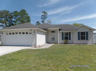 431 3rd St N, Macclenny, FL 32063