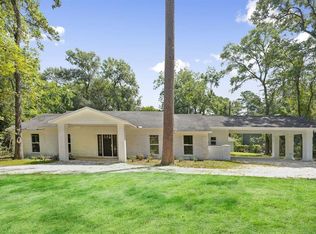 11822 Meadowview Dr, Cypress, TX 77429