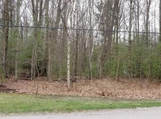 W Hammett Rd, Pentwater, MI 49449