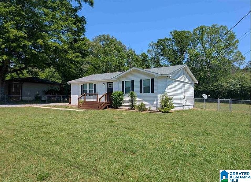 1st image of 803 Bahia Ln