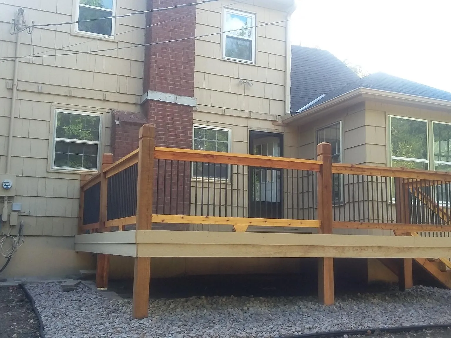 5 bed, 3.5 bath, 1907 sqft, $2,100 — Photo 4
