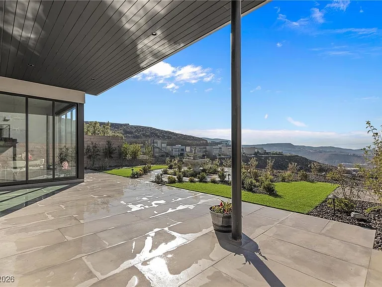 577 Overlook Rim Dr — Photo 67