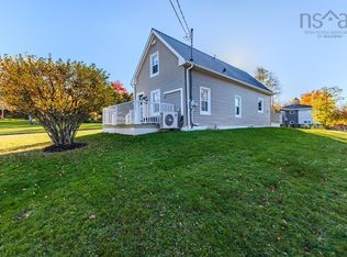 84 Centennial Dr, Truro, NS B2N 2L5