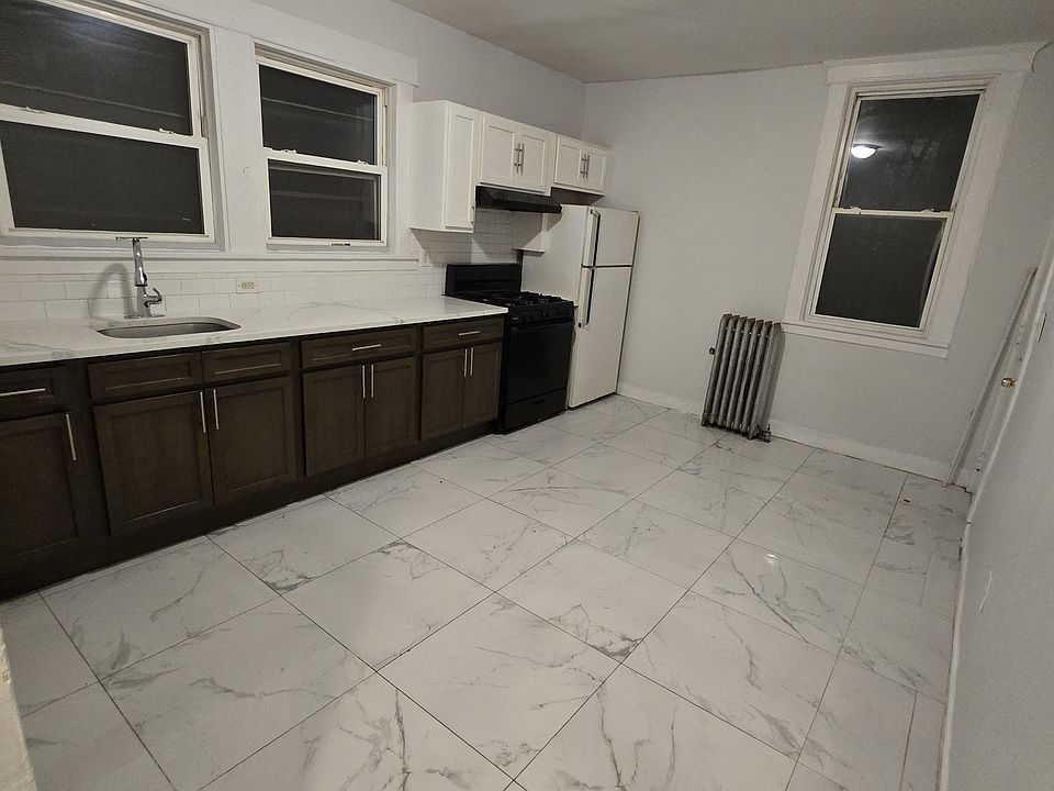 1st image of 189 N Munn Ave #G2