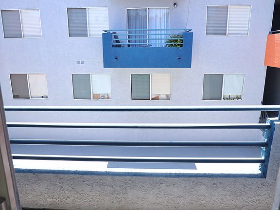 4th image of 3540 Fletcher Dr #211
