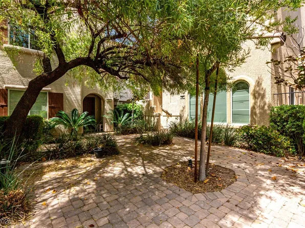 1831 Granemore St, Las Vegas, NV 89135