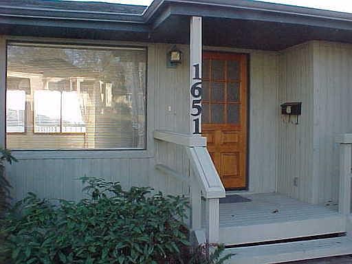 1st image of 1651 SE 9th Ave