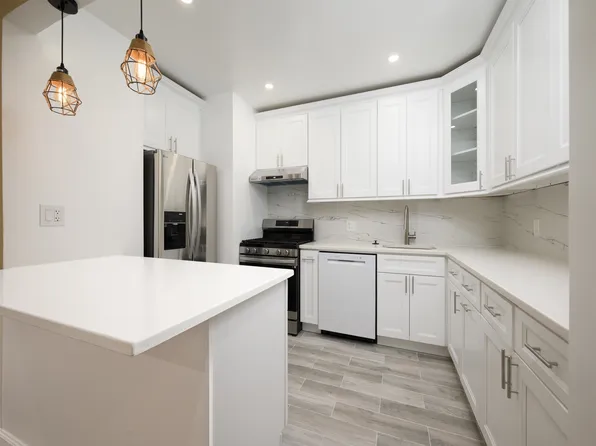 45 River Dr South image 10 of 30