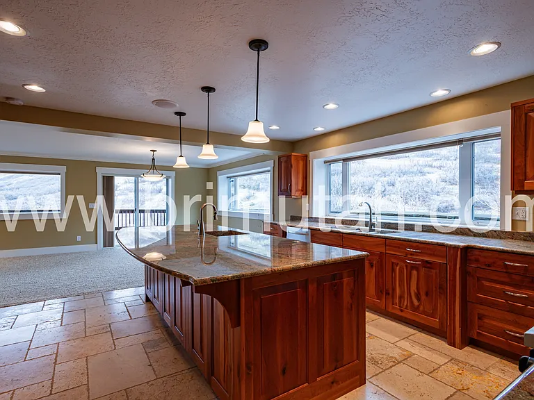 105 N Young Oak Rd — Photo 4