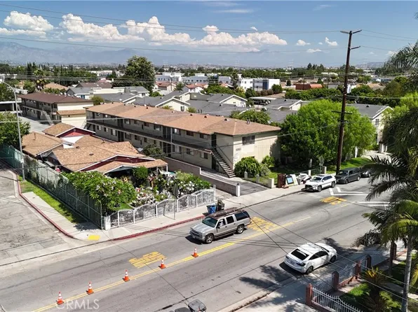 4861 Clara St, Bell Gardens, CA 90201