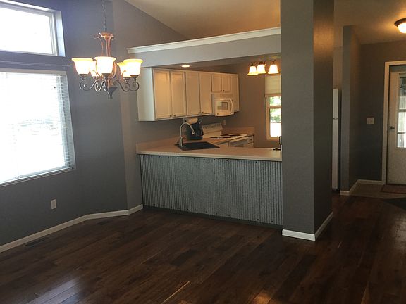 2nd image of 3955 Olympic Blvd APT 39