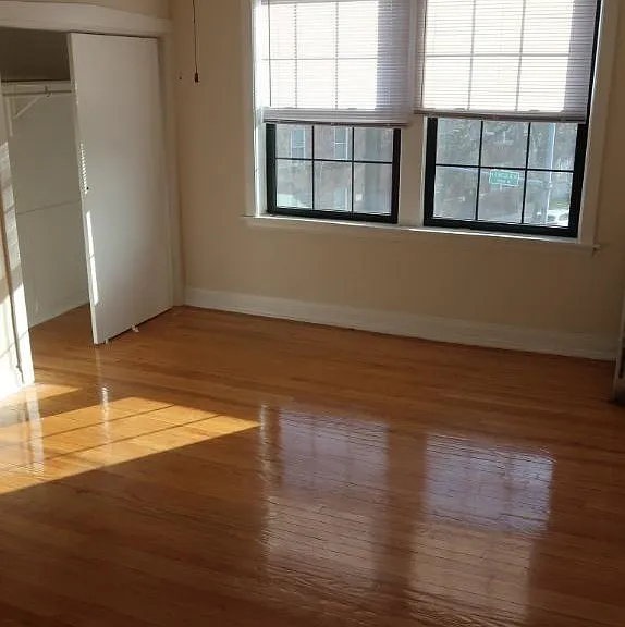 5018-40 N Lincoln Ave #5040-4B — Photo 2