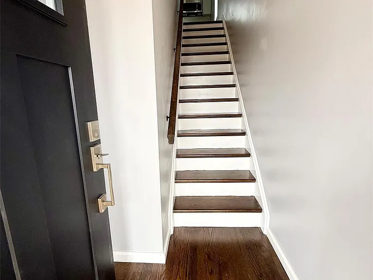 19 Lee Ave #3 — Photo 11