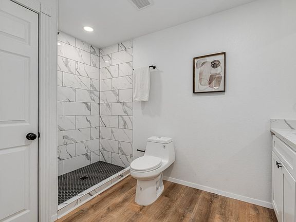 2nd image of 761 Pine St