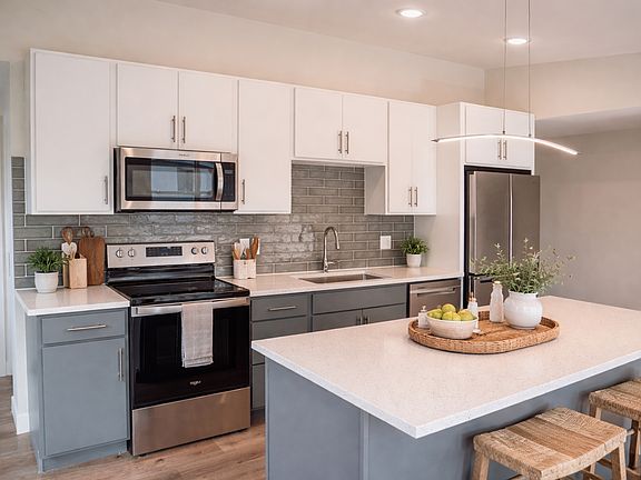 2nd image of 4425 45th Ave S Unit 2
