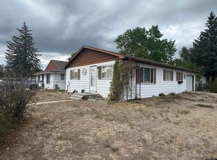120 & 124 E Monroe Ave, Riverton, WY 82501