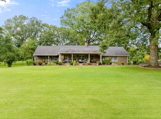 5236 Clarks Bridge Rd, Gainesville, GA 30506