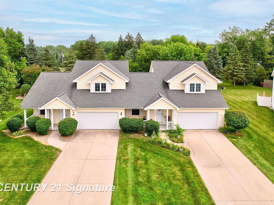 1st image of 7944-7946 Rivercrest Ct