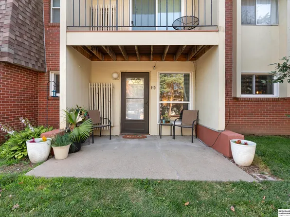 1211 S 121st Plz APT 119, Omaha, NE 68144