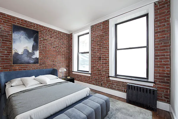 Rented by R New York | media 25