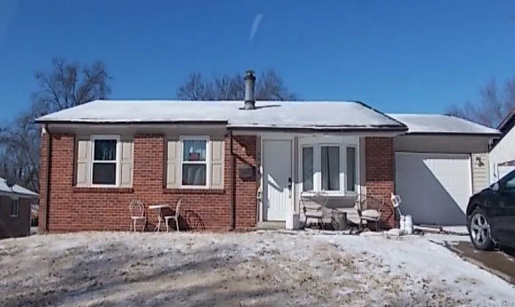 2415 Stoney End Ct photo 1