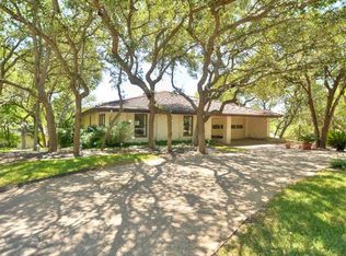 101 Fenway Ct, Lakeway, TX 78734