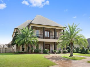 101 Shinnecock Hills Dr, Broussard, LA 70518