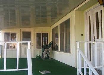 4th image of 942 Riverfront Dr