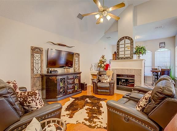 4th image of 9613 Baskerville Dr