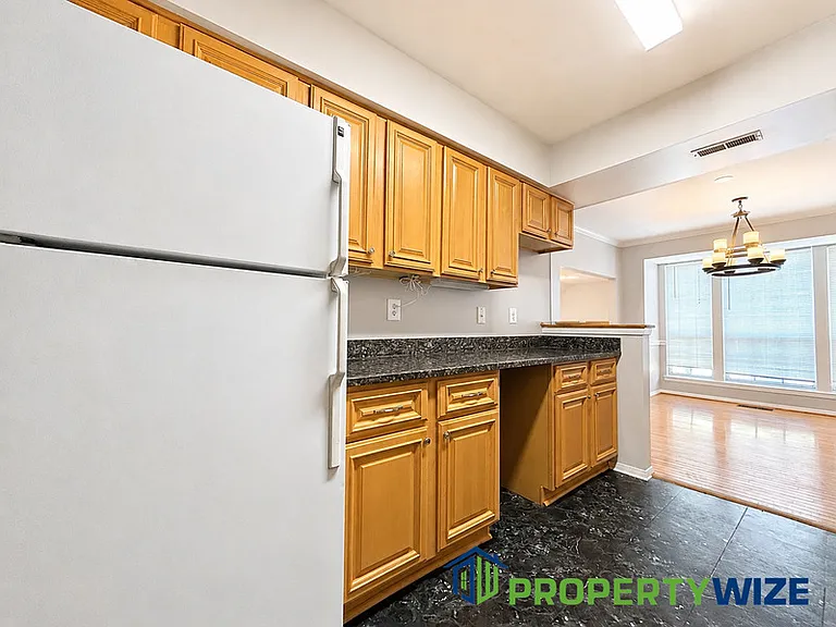 7646 Oldfield Ln — Photo 11