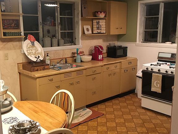 5th image of 407 Hopkinsville St