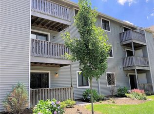 1208 Ravens Crest Dr #101, Plainsboro, NJ 08536