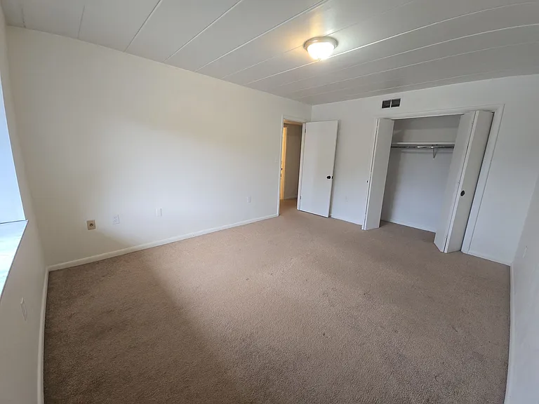 Olympia Park Apartments 1 and 2 Bedroom Units Available THIS SUMMER! — Photo 16