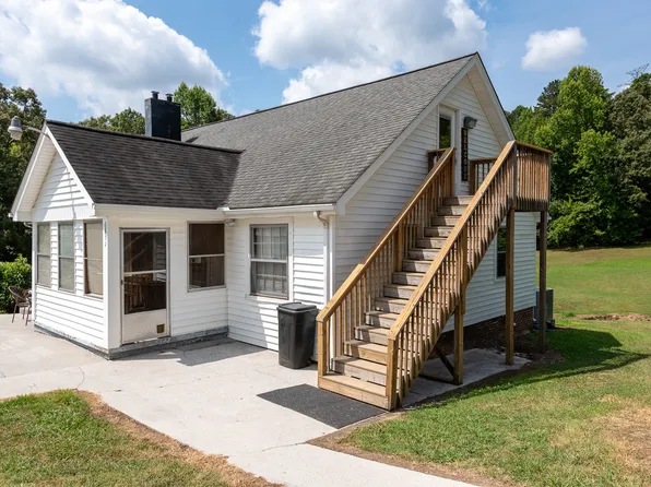 6851 Ward Rd, Knoxville, TN 37918