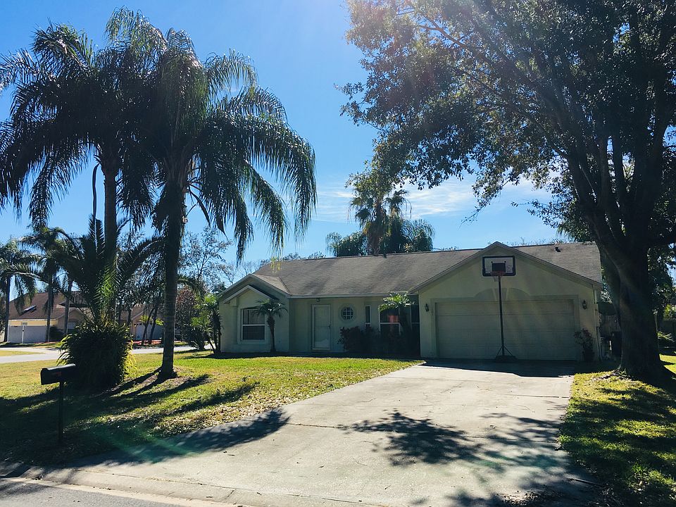 1st image of 101 Sunridge Woods Ct