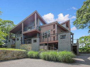 14 Beechwood Rd, Falmouth, MA 02540