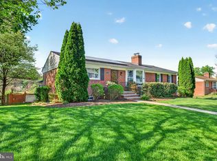 107 Martingale Rd, Lutherville Timonium, MD 21093