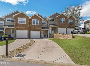 1033 Woullard Way, Sevierville, TN 37876