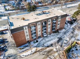 35300 Woodward Ave, Birmingham, MI 48009