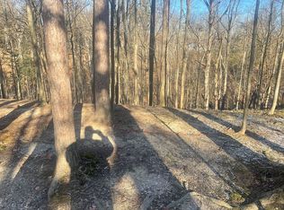 9169 Meadow Ln, Brecksville, OH 44141