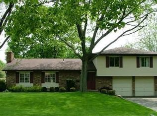 4401 Powder Horn Dr, Dayton, OH 45432