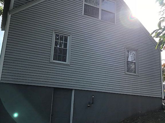 4th image of 862 Long Hill Ave
