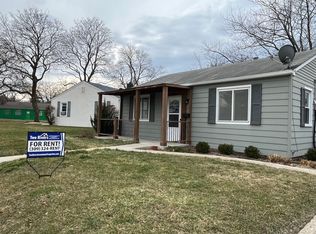 1311 39th St, Moline, IL 61265